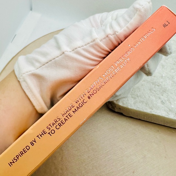 NEW! ATHR BEAUTY Desert Sunset Eyeshadow Palette - Picture 11 of 15